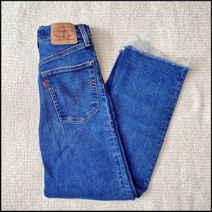 Levi's Ribcage Straight Jean Size 27